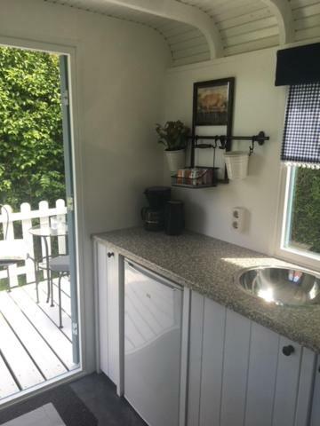 Shepherds Hut Oostvoorne Ngoại thất bức ảnh
