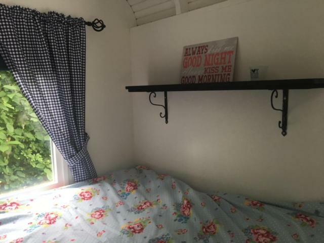 Shepherds Hut Oostvoorne Ngoại thất bức ảnh